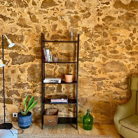 Casas Lentas Slow Living-obidos 펜션 *