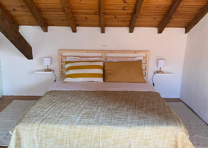 Casas Lentas Slow Living-obidos בית נופש Sobral (Leiria)
