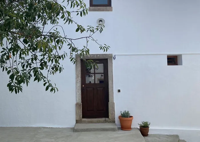 Casas Lentas Slow Living-obidos בית נופש *