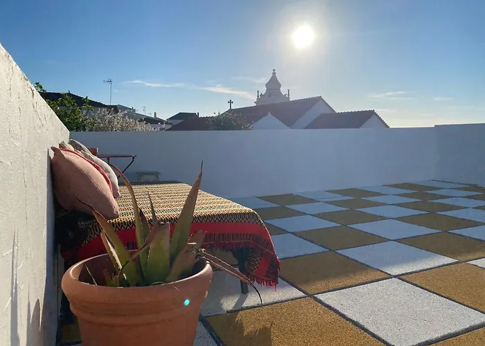 בית נופש Casas Lentas Slow Living-obidos *